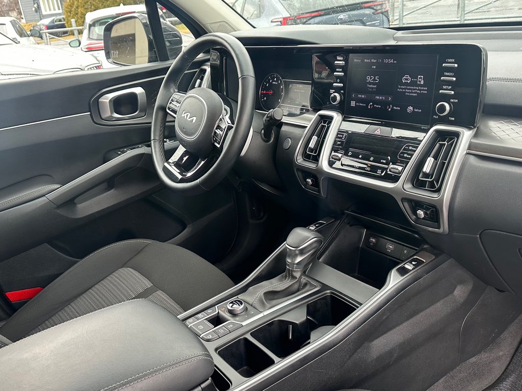 2022 Kia Sorento X-Line AWD in St-Jean-Sur-Richelieu, Quebec - 3 - w1024h768px