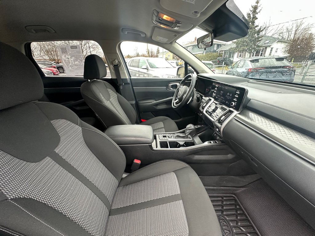 2022 Kia Sorento X-Line AWD in St-Jean-Sur-Richelieu, Quebec - 12 - w1024h768px