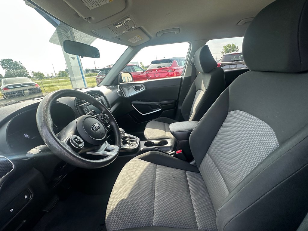 2021 Kia Soul SEULEMENT 058078KM SIEGES CHAUFFANTS CAMERA in St-Jean-Sur-Richelieu, Quebec - 13 - w1024h768px