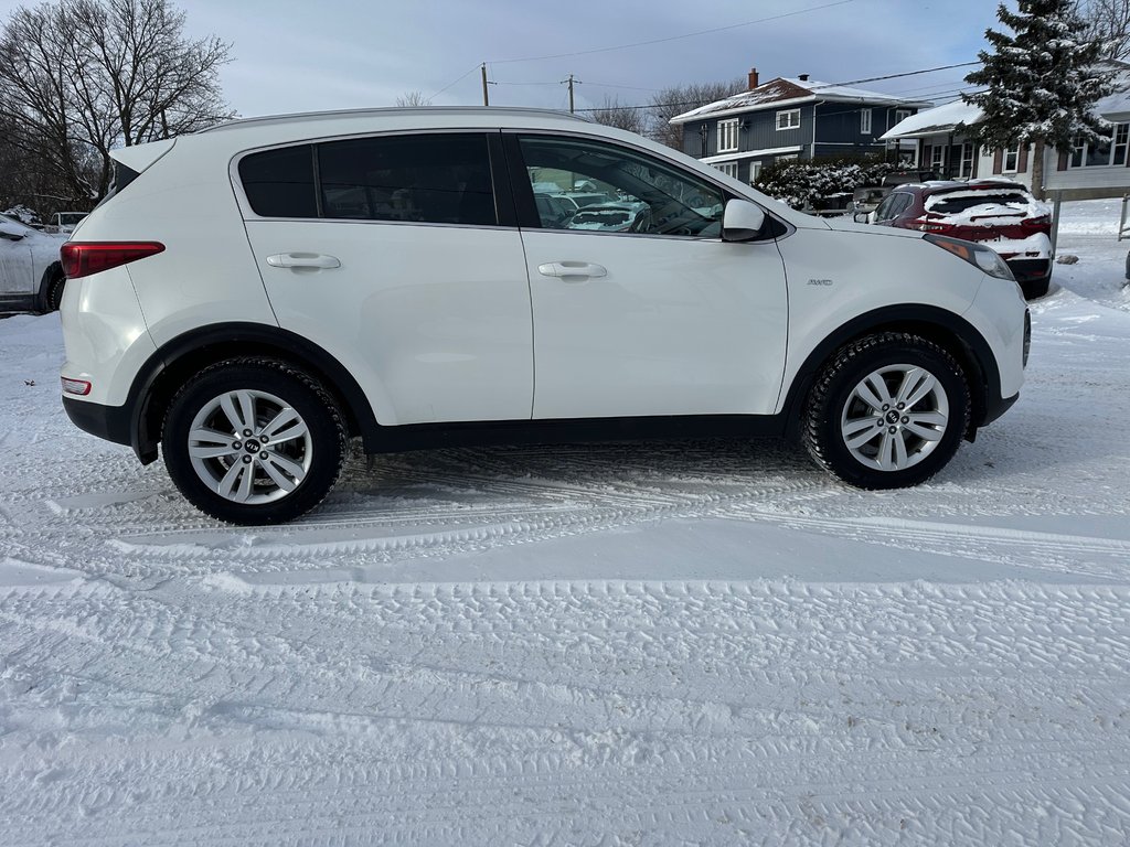 2017 Kia Sportage LX AWD SIEGES CHAUFFANTS in St-Jean-Sur-Richelieu, Quebec - 11 - w1024h768px
