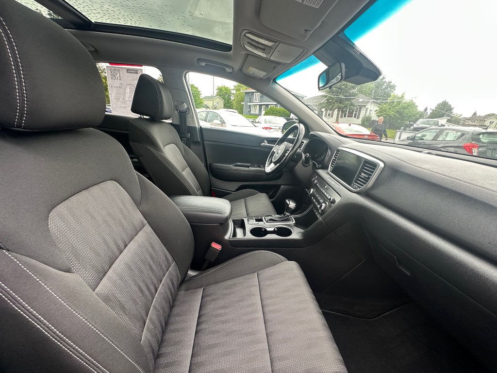 2020 Kia Sportage EX AWD TOIT PANORAMIQUE in St-Jean-Sur-Richelieu, Quebec - 9 - w1024h768px