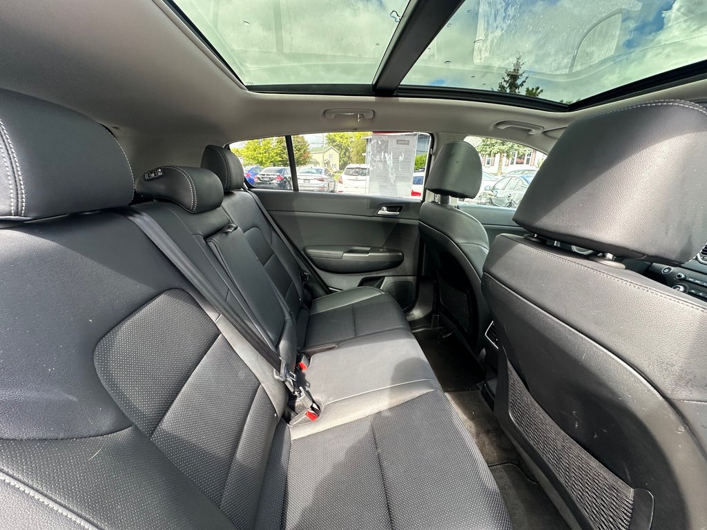 2021 Kia Sportage EX-S AWD CUIR TOIT PANO ANGLES MORTS in St-Jean-Sur-Richelieu, Quebec - 13 - w1024h768px