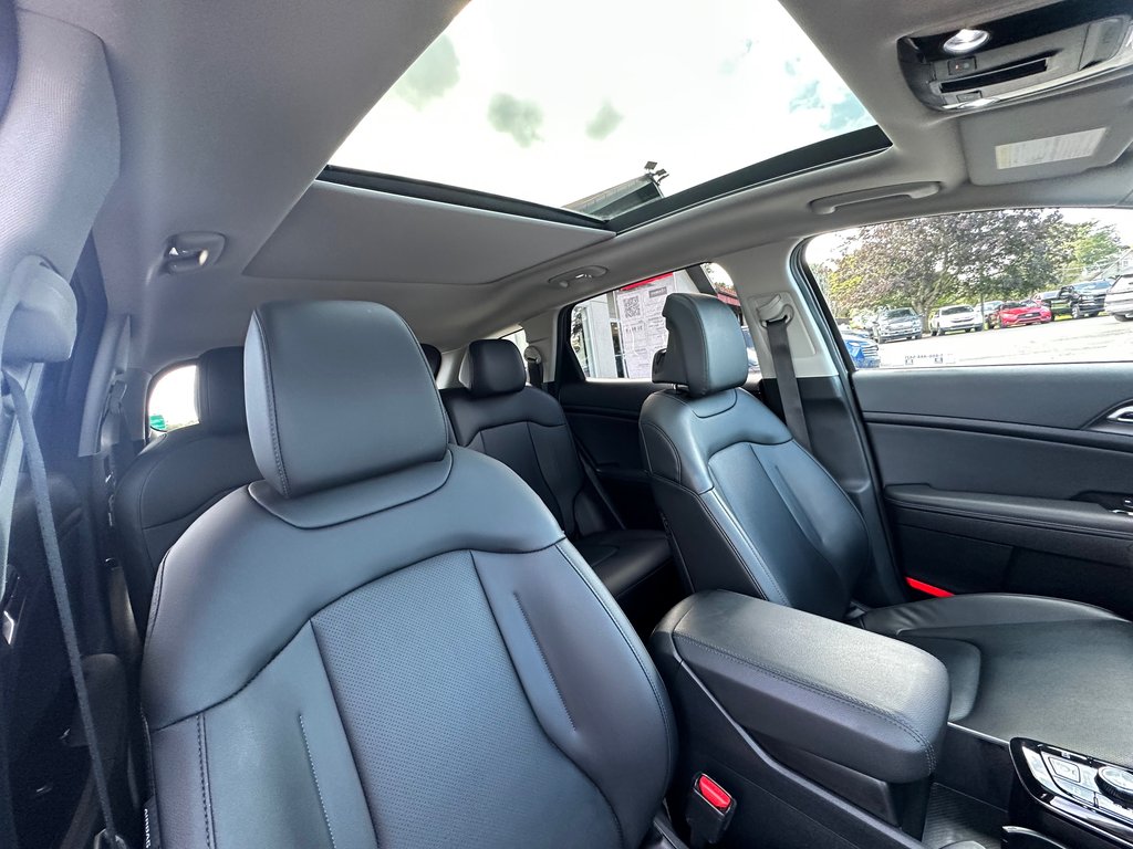 Kia Sportage EX CUIR SEULEMENT 036987 KM 2024 à St-Jean-Sur-Richelieu, Québec - 12 - w1024h768px