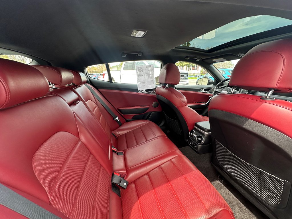 2021 Kia Stinger GT Limited CUIR NAVIGATION SEULEMENT 068421 KM in St-Jean-Sur-Richelieu, Quebec - 15 - w1024h768px