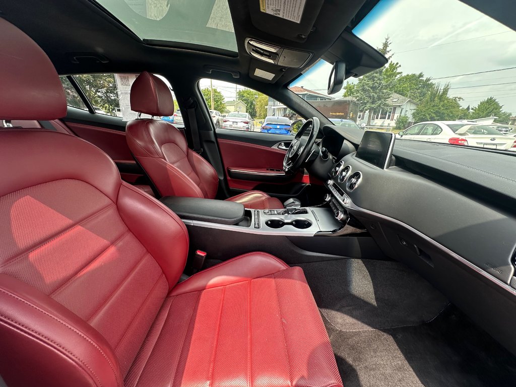 Kia Stinger GT 4 PNEUS NEUFS NAVIGATION SEULEMENT 068421 KM 2021 à St-Jean-Sur-Richelieu, Québec - 14 - w1024h768px
