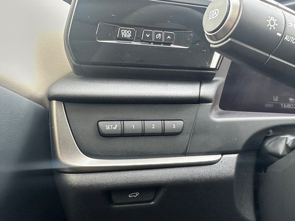 Lexus RZ 450e PREMIUM AWD SEULEMENT 016802 KM 2023 à St-Jean-Sur-Richelieu, Québec - 23 - w1024h768px