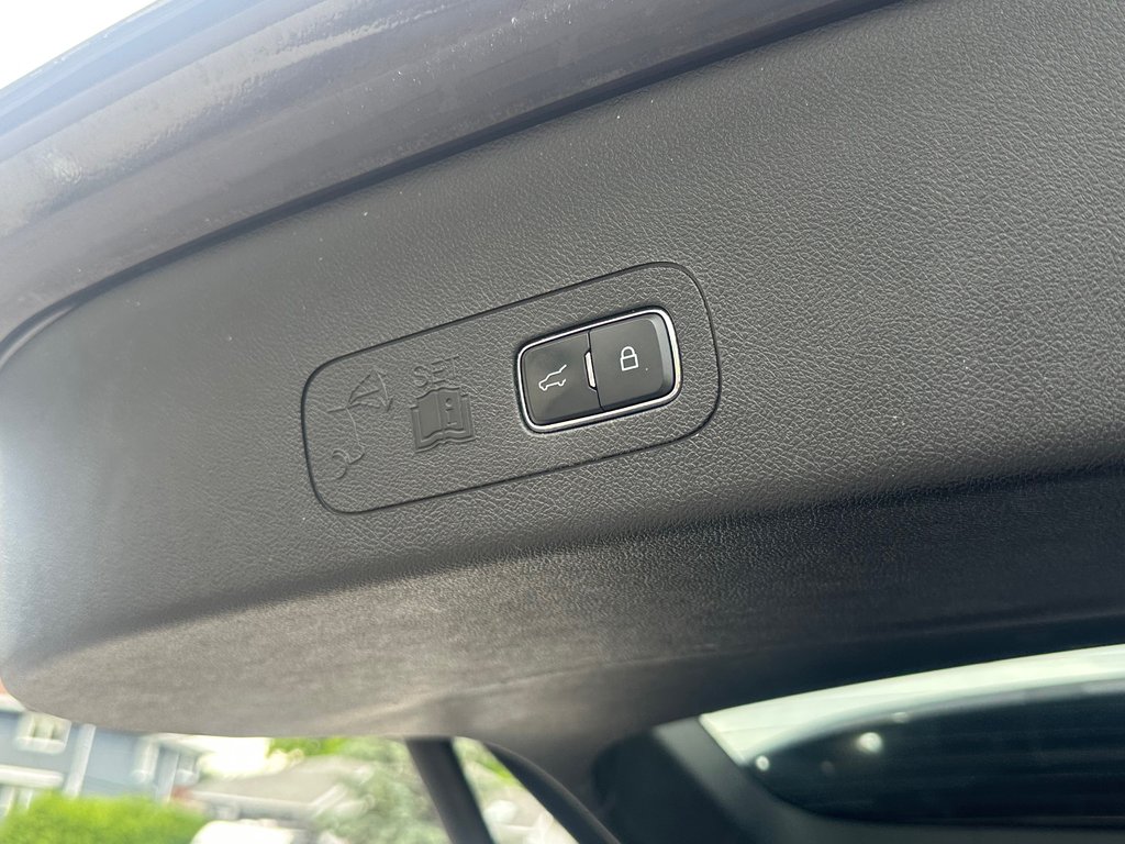 2023 Lincoln Aviator Reserve AWD 6 PASSEGERS CUIR TOIT PANORAMIQUE in St-Jean-Sur-Richelieu, Quebec - 19 - w1024h768px