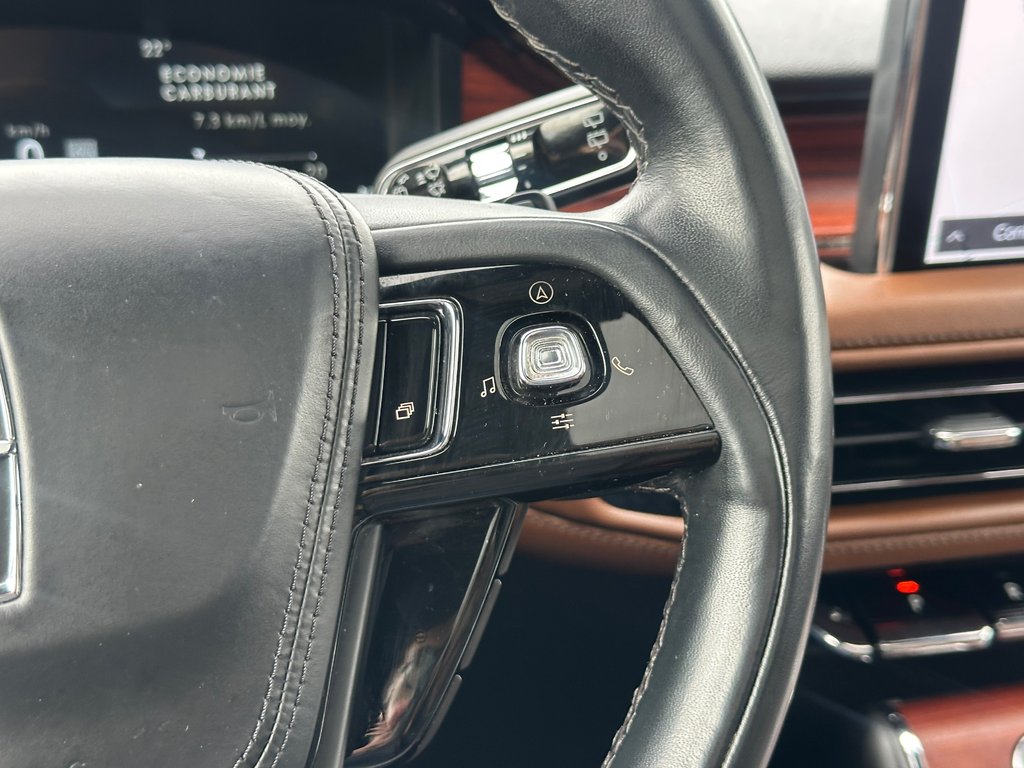 2023 Lincoln Aviator Reserve AWD 6 PASSEGERS CUIR TOIT PANORAMIQUE in St-Jean-Sur-Richelieu, Quebec - 28 - w1024h768px