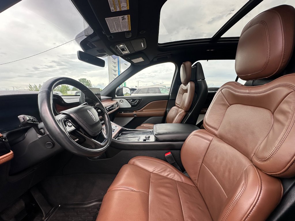 2023 Lincoln Aviator Reserve AWD 6 PASSEGERS CUIR TOIT PANORAMIQUE in St-Jean-Sur-Richelieu, Quebec - 20 - w1024h768px