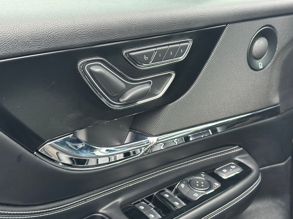 2020 Lincoln Corsair Reserve CUIR NAVIGATION TOIT PANORAMIQUE in St-Jean-Sur-Richelieu, Quebec - 20 - w1024h768px