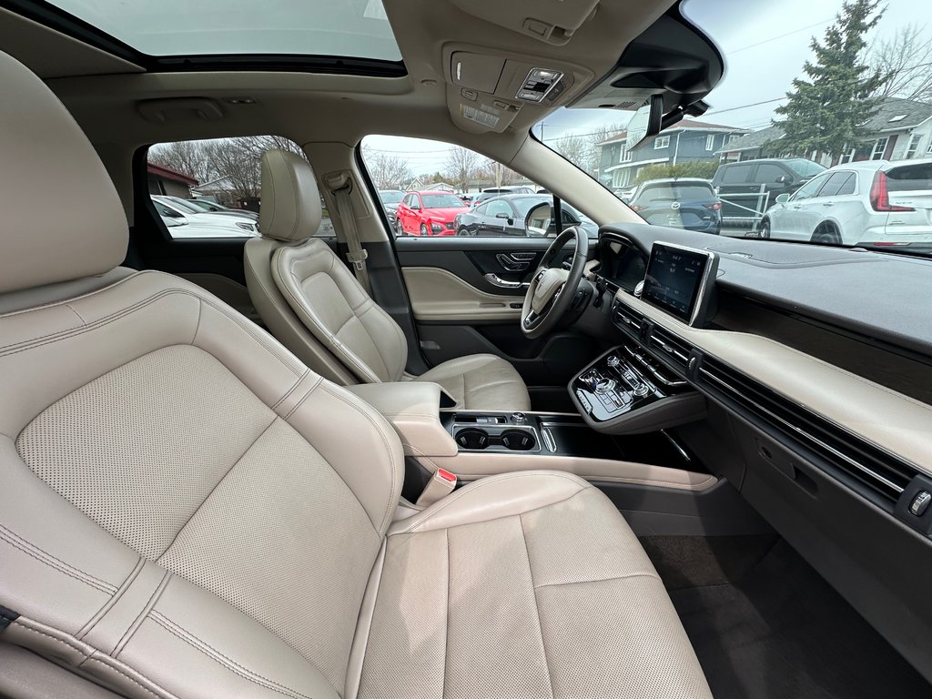 2021 Lincoln Corsair Reserve AWD CUIR TOIT PANORAMIQUE in St-Jean-Sur-Richelieu, Quebec - 12 - w1024h768px