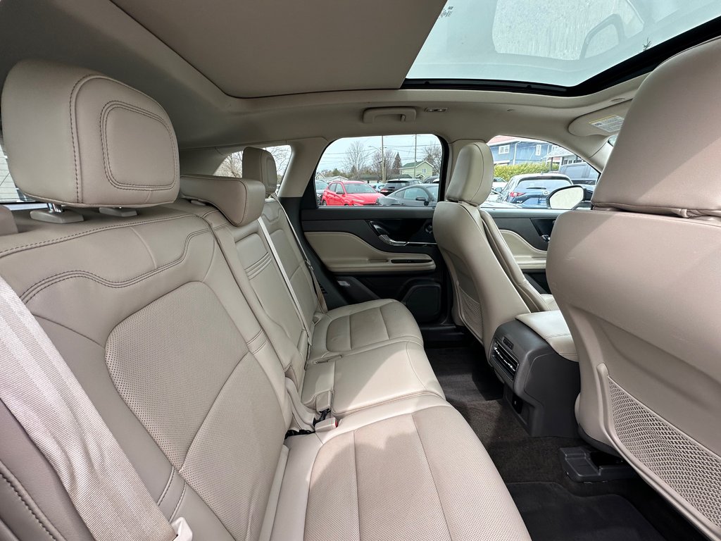 2021 Lincoln Corsair Reserve AWD CUIR TOIT PANORAMIQUE in St-Jean-Sur-Richelieu, Quebec - 14 - w1024h768px