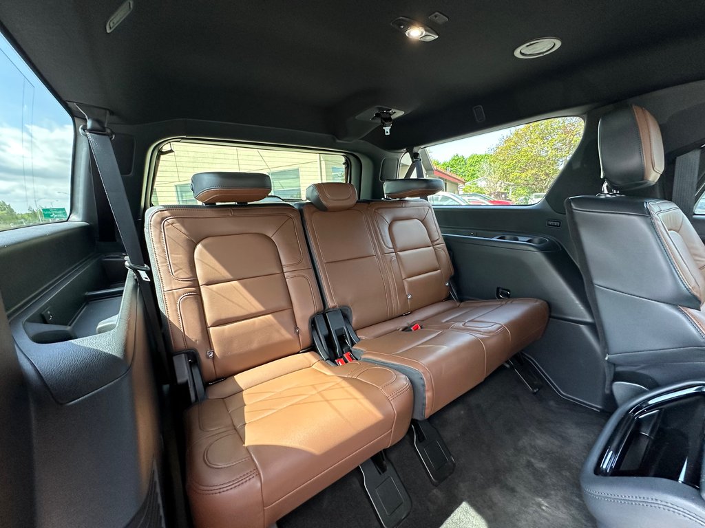 Lincoln Navigator L Reserve 7 PASSAGERS 4X4 CUIR TOIT PANORAMIQUE 2022 à St-Jean-Sur-Richelieu, Québec - 14 - w1024h768px
