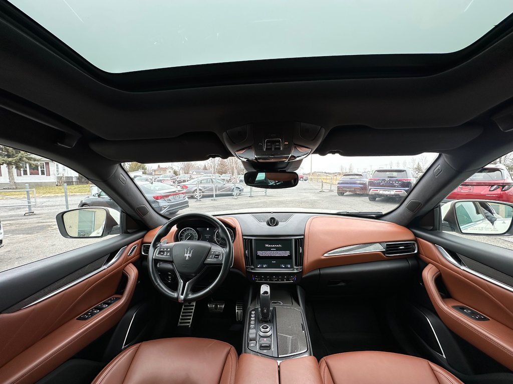 2021 Maserati Levante S GranLusso AWD in St-Jean-Sur-Richelieu, Quebec - 18 - w1024h768px