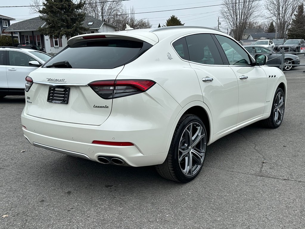 2021 Maserati Levante S GranLusso AWD in St-Jean-Sur-Richelieu, Quebec - 11 - w1024h768px