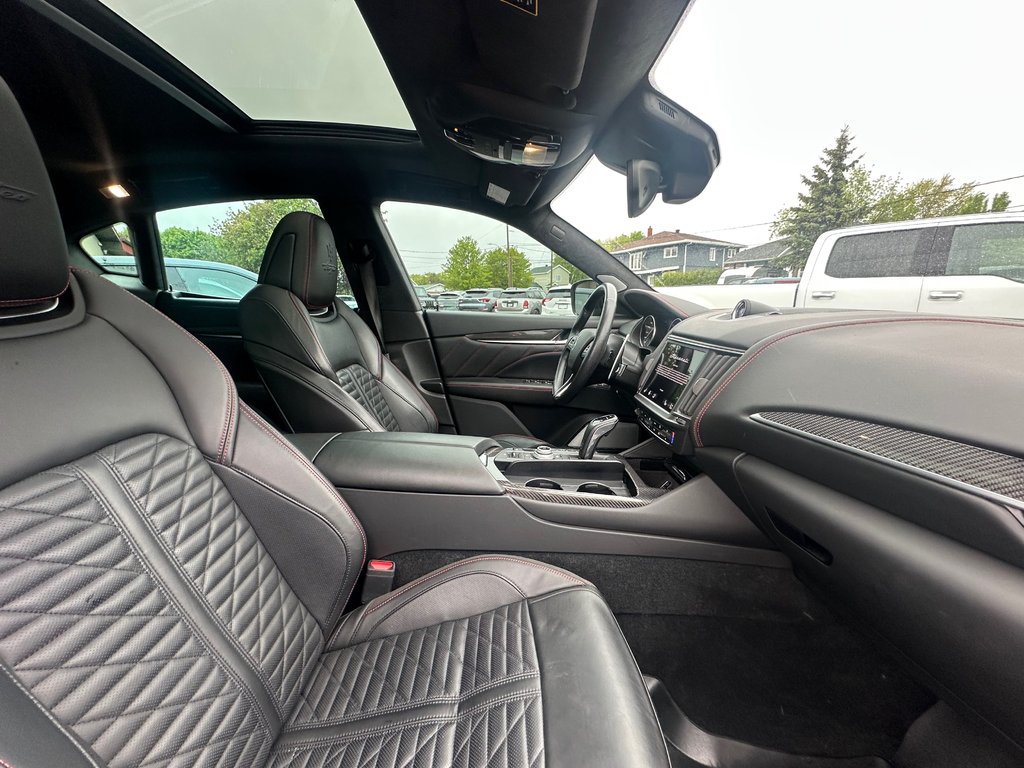 2023 Maserati Levante Trofeo AWD V8 FERRARI MODE CORSA in St-Jean-Sur-Richelieu, Quebec - 13 - w1024h768px