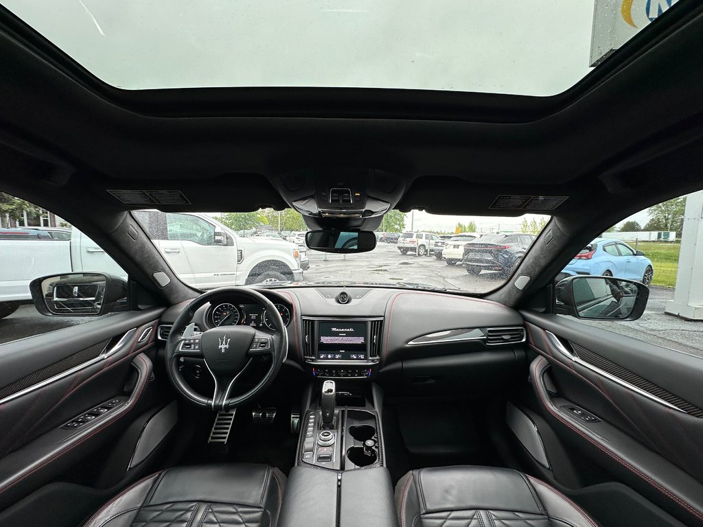 2023 Maserati Levante Trofeo AWD V8 FERRARI MODE CORSA in St-Jean-Sur-Richelieu, Quebec - 17 - w1024h768px