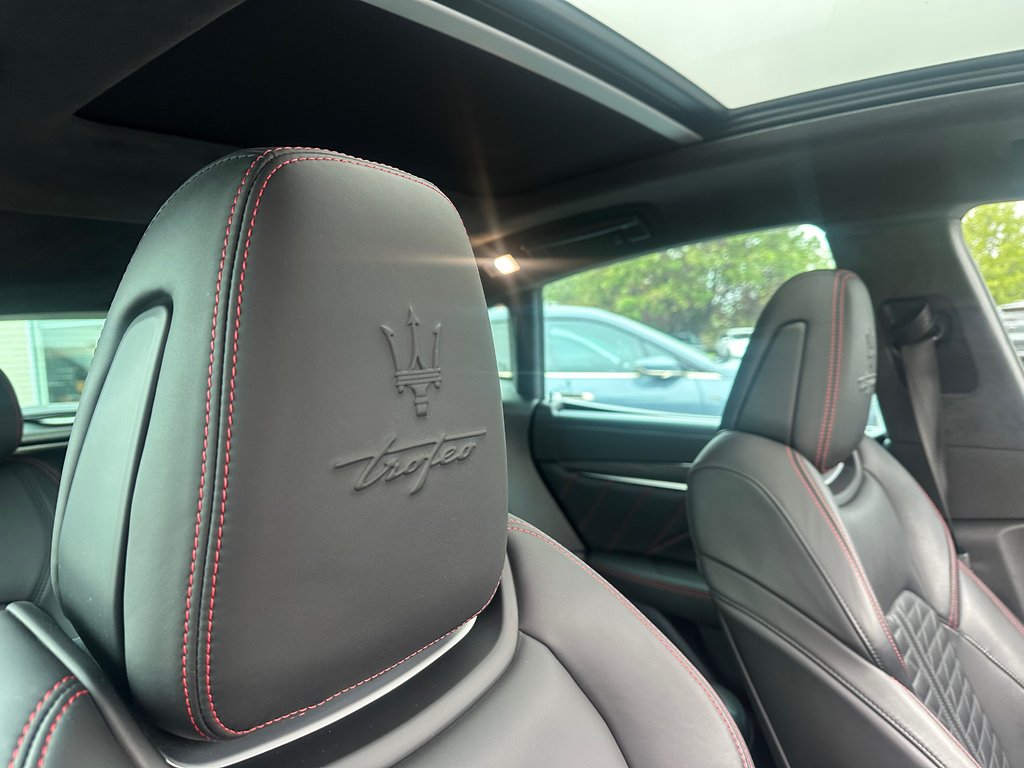 2023 Maserati Levante Trofeo AWD V8 FERRARI MODE CORSA in St-Jean-Sur-Richelieu, Quebec - 15 - w1024h768px