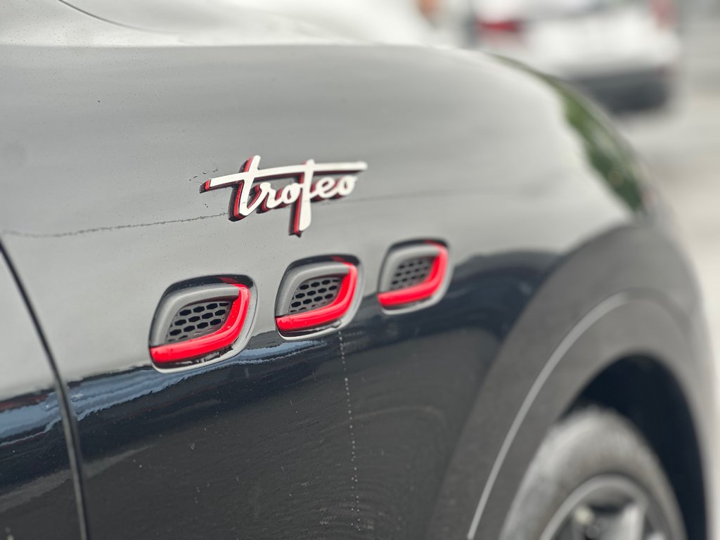 2023 Maserati Levante Trofeo AWD V8 FERRARI MODE CORSA in St-Jean-Sur-Richelieu, Quebec - 11 - w1024h768px
