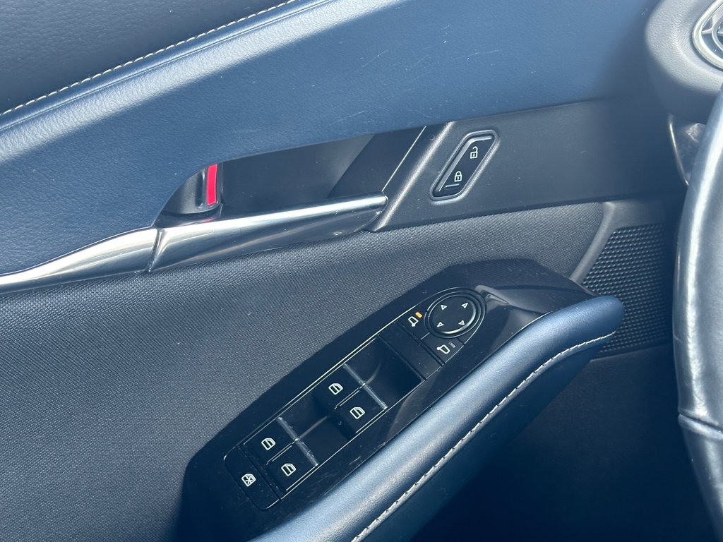 2021 Mazda CX-30 GS AWD SEULEMENT 077130 KM in St-Jean-Sur-Richelieu, Quebec - 19 - w1024h768px