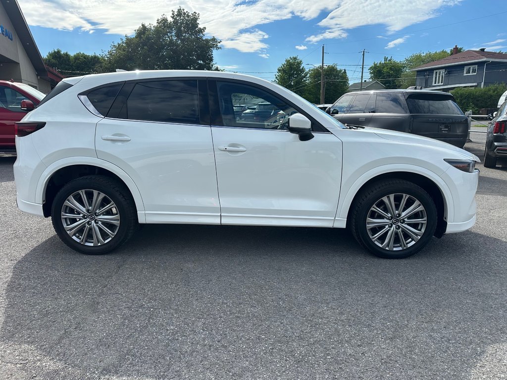 Mazda CX-5 Signature NAVIGATION CUIR AWD 2022 à St-Jean-Sur-Richelieu, Québec - 12 - w1024h768px