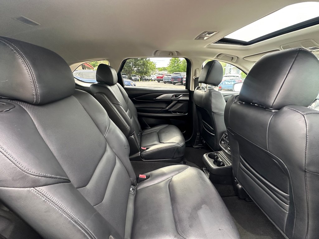 2023 Mazda CX-9 GS-L AWD CUIR TOIT SEULEMENT 050882 KM in St-Jean-Sur-Richelieu, Quebec - 16 - w1024h768px