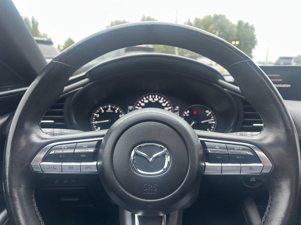 2022 Mazda 3 Sport GS-L CUIR AWD SEULEMENT 061634 KM in St-Jean-Sur-Richelieu, Quebec - 16 - w1024h768px