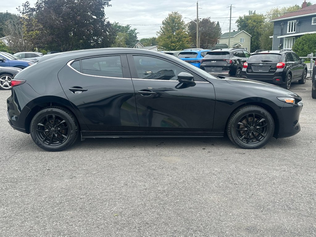 2022 Mazda 3 Sport GS-L CUIR AWD SEULEMENT 061634 KM in St-Jean-Sur-Richelieu, Quebec - 10 - w1024h768px