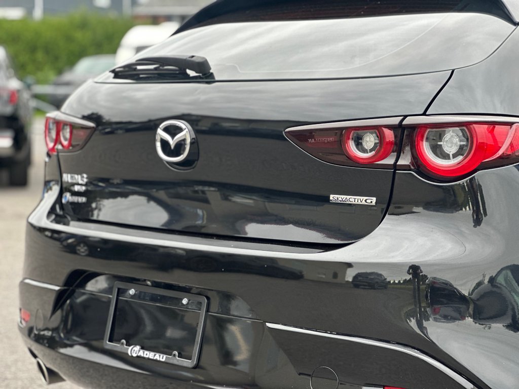 2022 Mazda 3 Sport GS-L CUIR AWD SEULEMENT 061634 KM in St-Jean-Sur-Richelieu, Quebec - 11 - w1024h768px