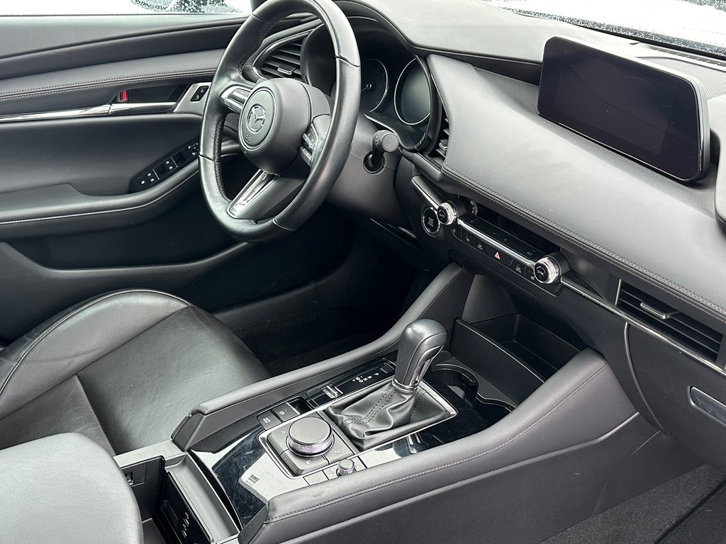 Mazda 3 Sport GT AWD CUIR TOIT OUVRANT SEULEMENT 027437 KM 2023 à St-Jean-Sur-Richelieu, Québec - 3 - w1024h768px