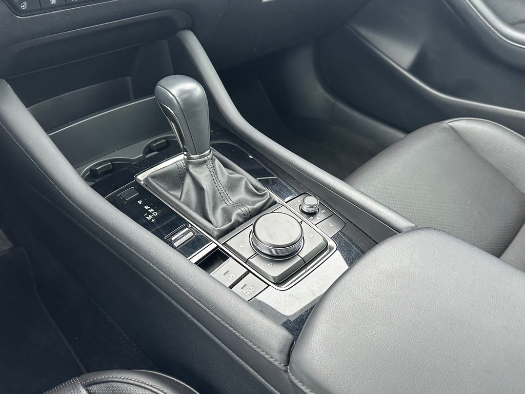 Mazda 3 Sport GT AWD CUIR TOIT OUVRANT SEULEMENT 027437 KM 2023 à St-Jean-Sur-Richelieu, Québec - 18 - w1024h768px