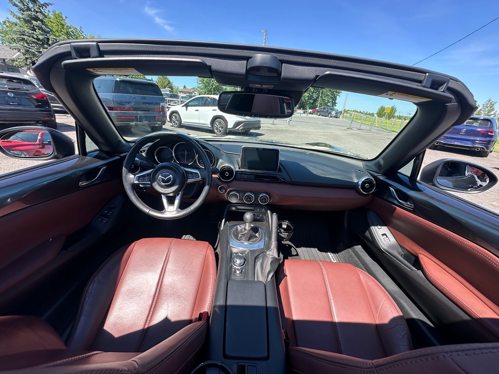 Mazda MX-5 GT CONVERTIBLE CUIR SEULEMENT 030101 KM 2017 à St-Jean-Sur-Richelieu, Québec - 20 - w1024h768px