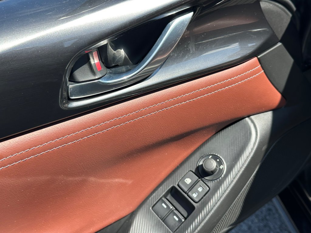 2017 Mazda MX-5 GT CONVERTIBLE CUIR SEULEMENT 030101 KM in St-Jean-Sur-Richelieu, Quebec - 25 - w1024h768px