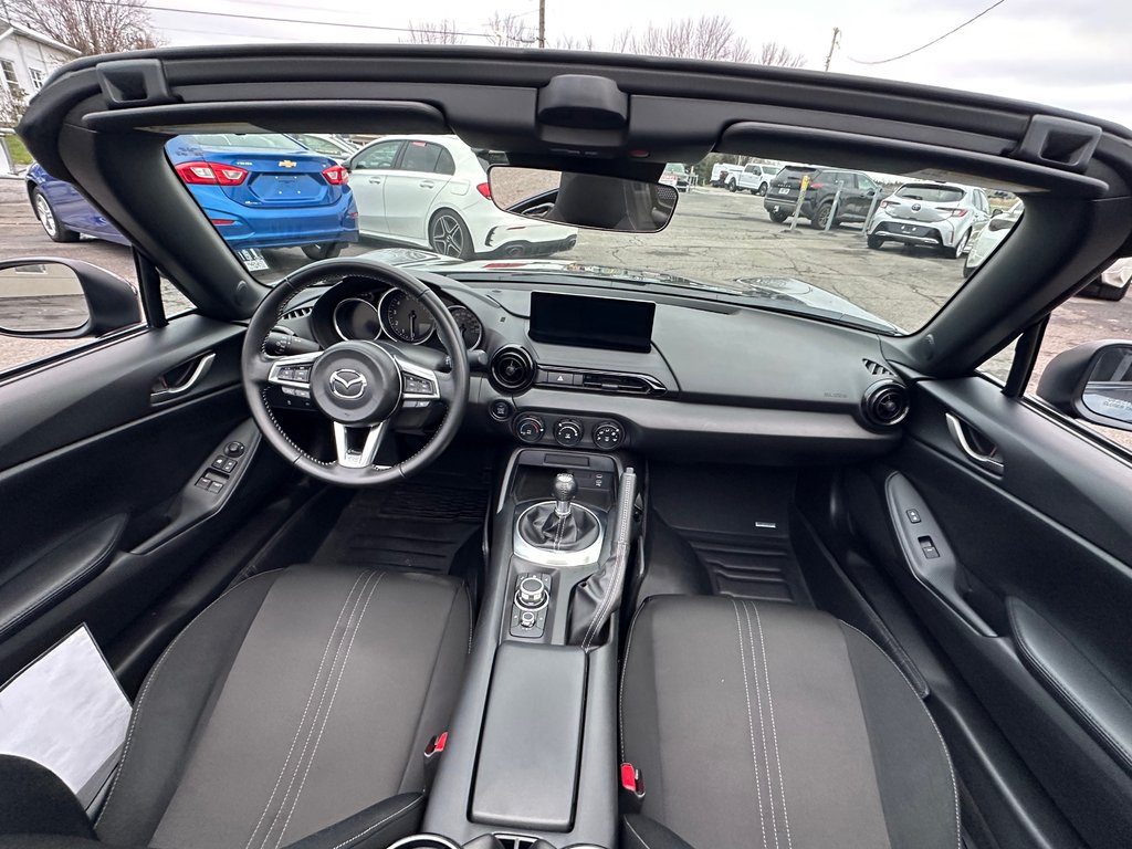 Mazda MX-5 GS SEULEMENT 038994 KM 2024 à St-Jean-Sur-Richelieu, Québec - 23 - w1024h768px