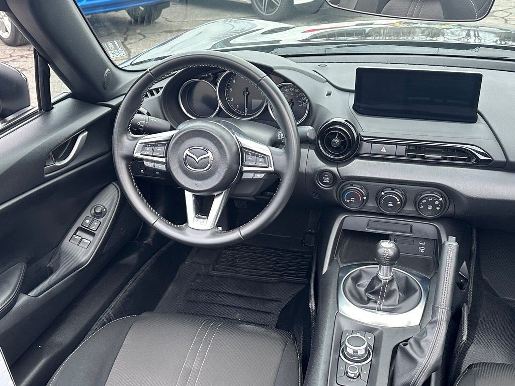 Mazda MX-5 GS SEULEMENT 038994 KM 2024 à St-Jean-Sur-Richelieu, Québec - 24 - w1024h768px