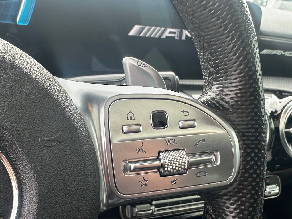 Mercedes-Benz A-Class AMG A 35 CUIR TOIT PANORAMIQUE AWD 2022 à St-Jean-Sur-Richelieu, Québec - 23 - w1024h768px