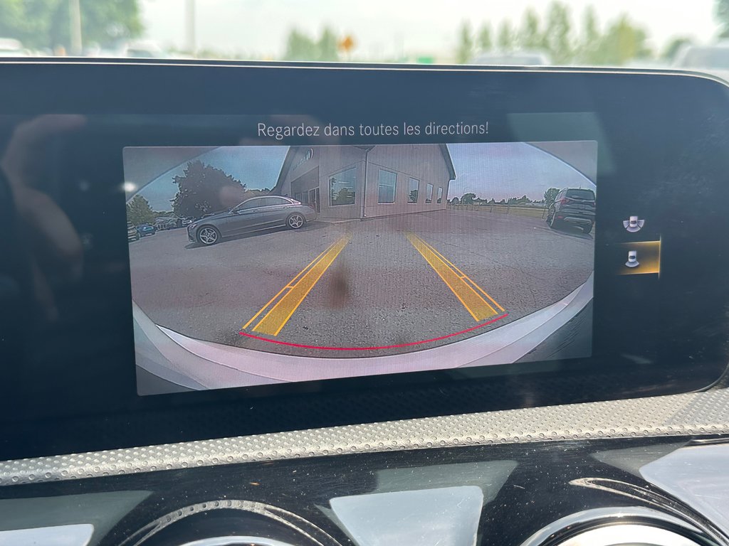 2022 Mercedes-Benz A-Class AMG A 35 CUIR TOIT PANORAMIQUE AWD in St-Jean-Sur-Richelieu, Quebec - 23 - w1024h768px