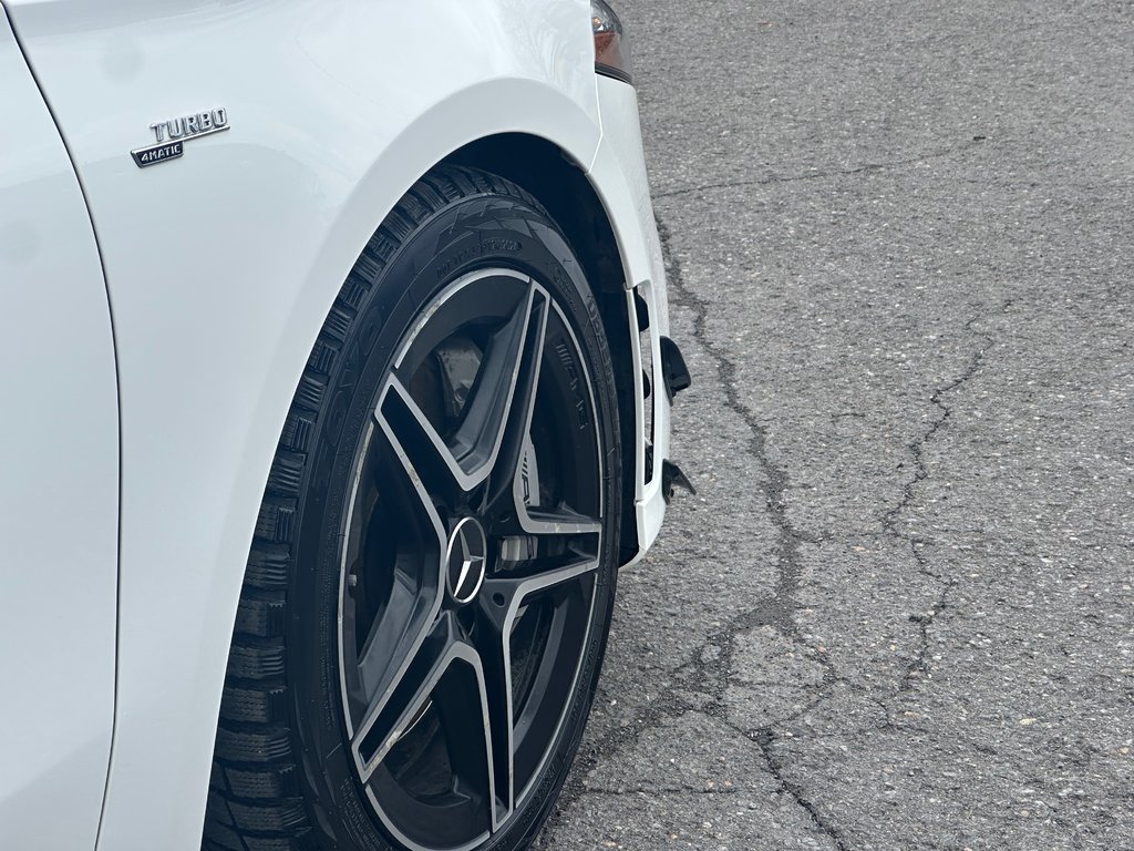 Mercedes-Benz A-Class AMG A 35 CUIR TOIT PANORAMIQUE AWD 2022 à St-Jean-Sur-Richelieu, Québec - 12 - w1024h768px