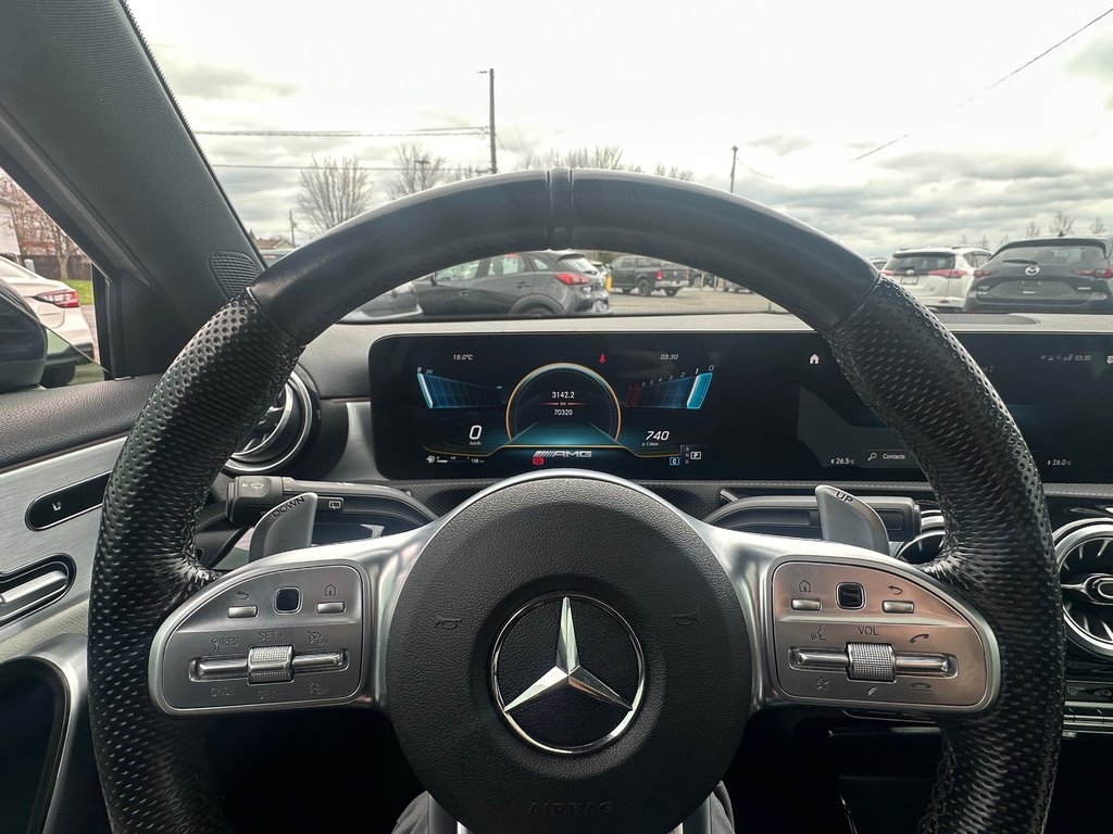 Mercedes-Benz A-Class AMG A 35 CUIR TOIT PANORAMIQUE AWD 2022 à St-Jean-Sur-Richelieu, Québec - 25 - w1024h768px