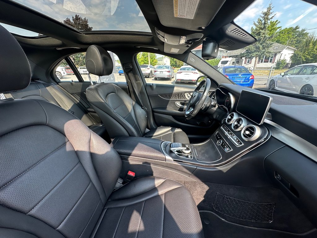 2018 Mercedes-Benz C-Class C 300 PREMIUM 4 MATIC CUIR NAVIGATION TOIT PANO in St-Jean-Sur-Richelieu, Quebec - 12 - w1024h768px