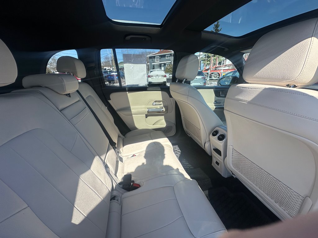 2021 Mercedes-Benz GLB 250 4MATIC CUIR NAVIGATION TOIT OUVRANT in St-Jean-Sur-Richelieu, Quebec - 15 - w1024h768px