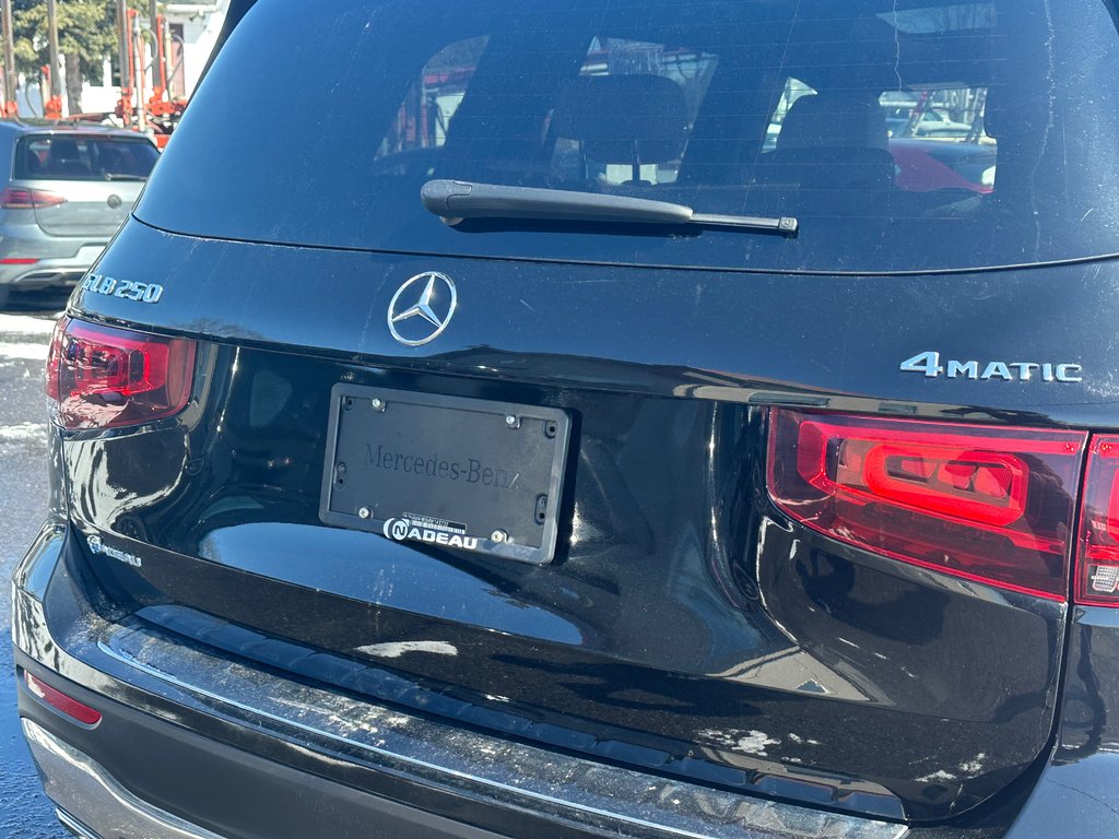 2021 Mercedes-Benz GLB 250 4MATIC CUIR NAVIGATION TOIT OUVRANT in St-Jean-Sur-Richelieu, Quebec - 11 - w1024h768px