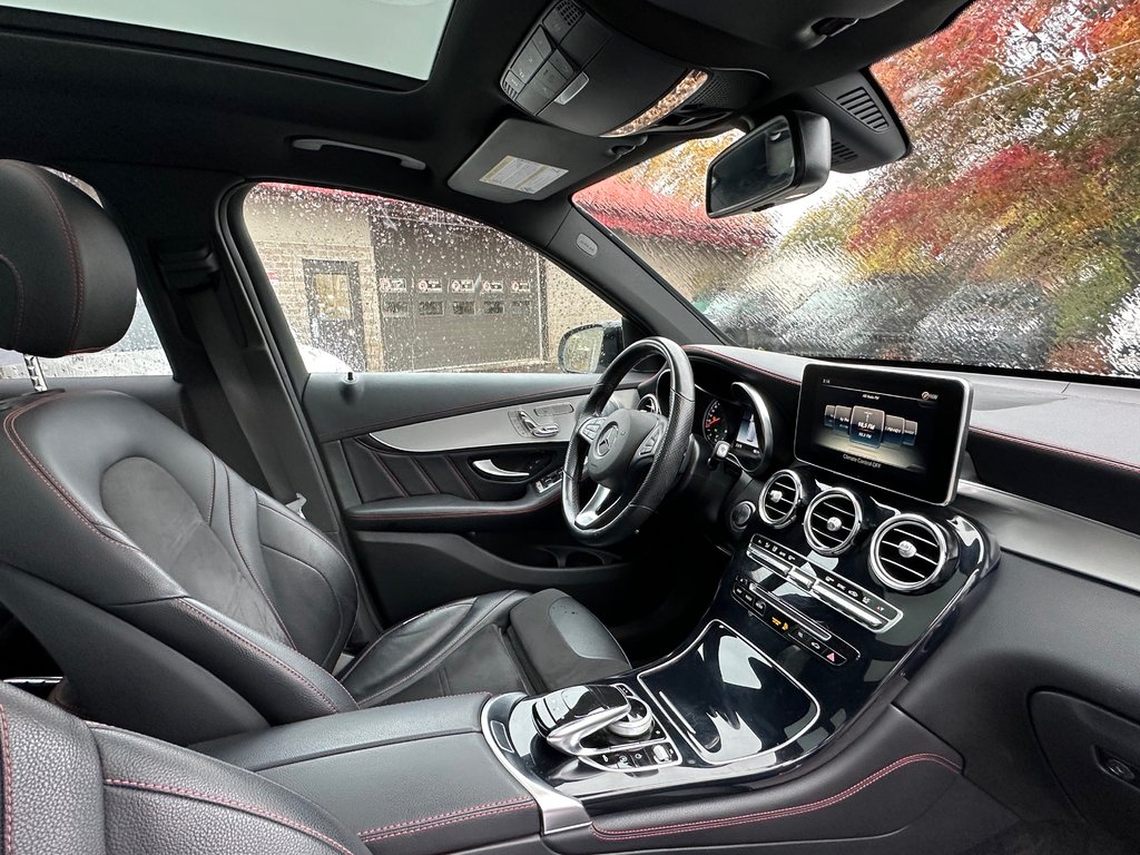 2019 Mercedes-Benz GLC AMG GLC 43 CAMERA 360 SEULEMENT 076331 KM in St-Jean-Sur-Richelieu, Quebec - 7 - w1024h768px