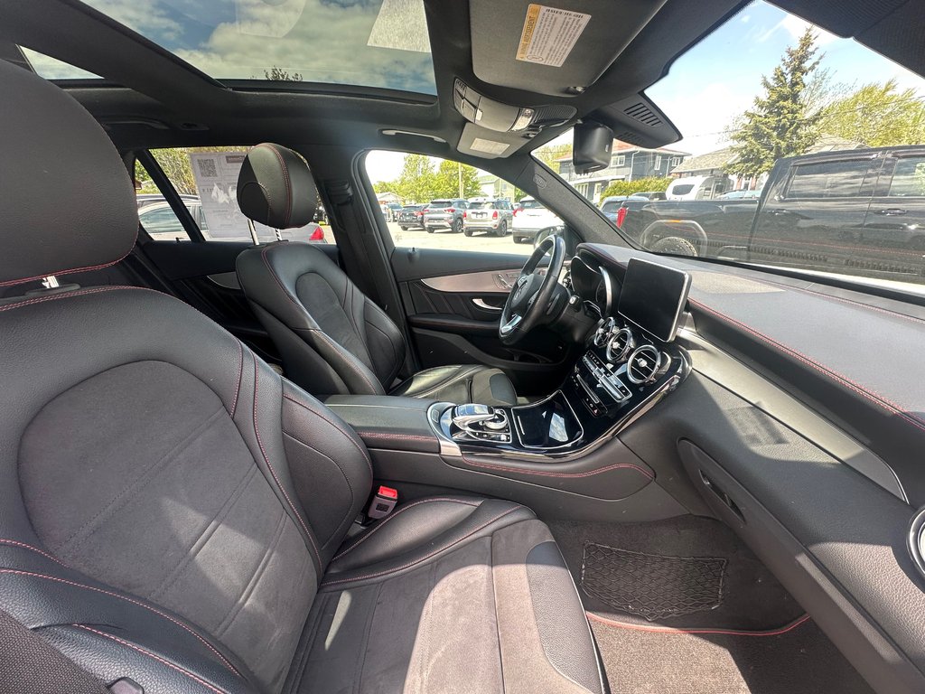 2019 Mercedes-Benz GLC 43 AMG PREMIUM AWD SEULEMENT 076331 KM in St-Jean-Sur-Richelieu, Quebec - 13 - w1024h768px