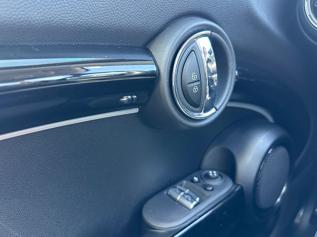 MINI 3 Door Cooper S SEULEMENT 042223 KM 2023 à St-Jean-Sur-Richelieu, Québec - 20 - w1024h768px