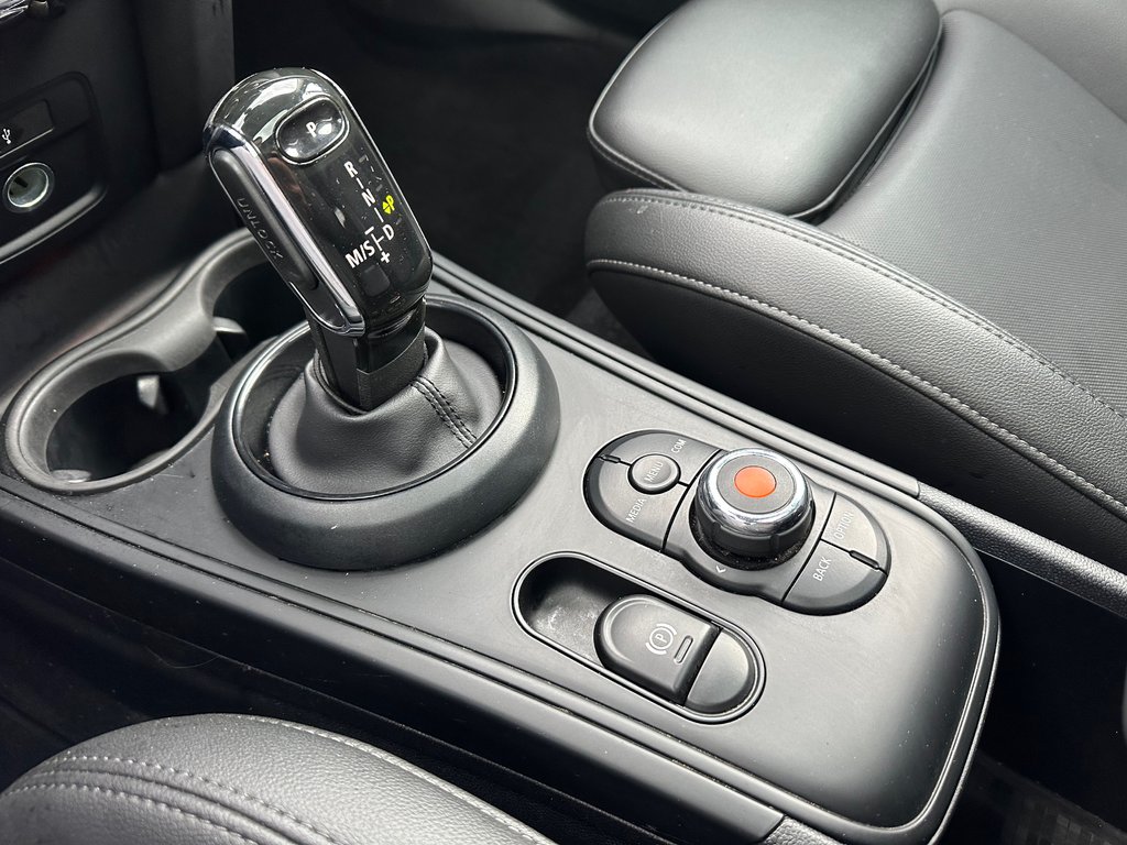 2020 MINI Cooper Countryman CUIR TOIT PANORAMIQUE AWD in St-Jean-Sur-Richelieu, Quebec - 23 - w1024h768px