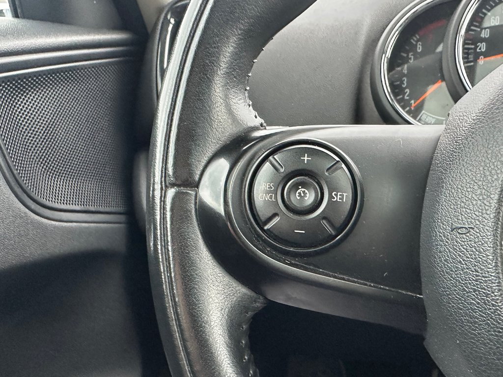 2020 MINI Cooper Countryman CUIR TOIT PANORAMIQUE AWD in St-Jean-Sur-Richelieu, Quebec - 25 - w1024h768px