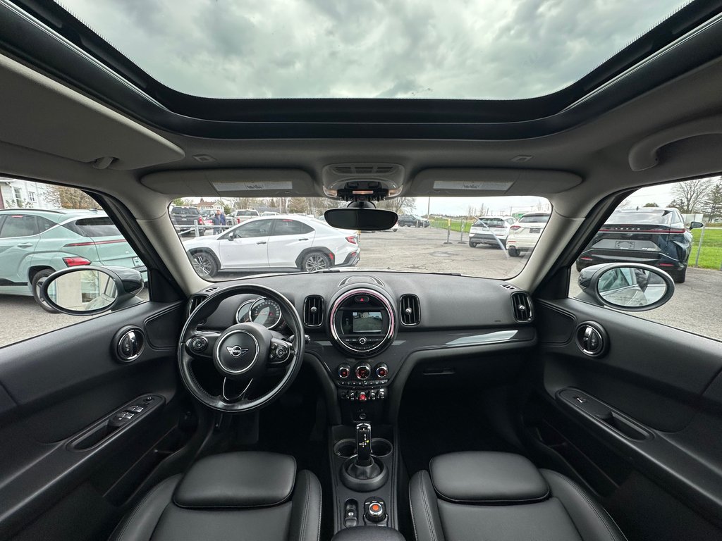 2020 MINI Cooper Countryman CUIR TOIT PANORAMIQUE AWD in St-Jean-Sur-Richelieu, Quebec - 15 - w1024h768px