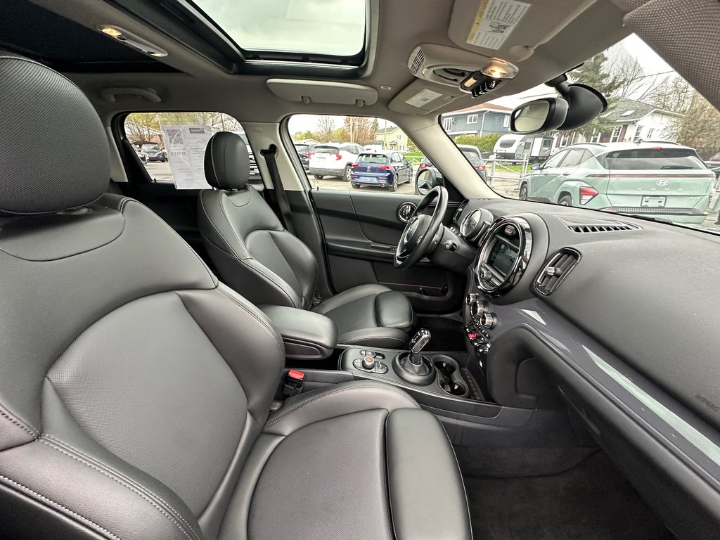 2020 MINI Cooper Countryman CUIR TOIT PANORAMIQUE AWD in St-Jean-Sur-Richelieu, Quebec - 13 - w1024h768px