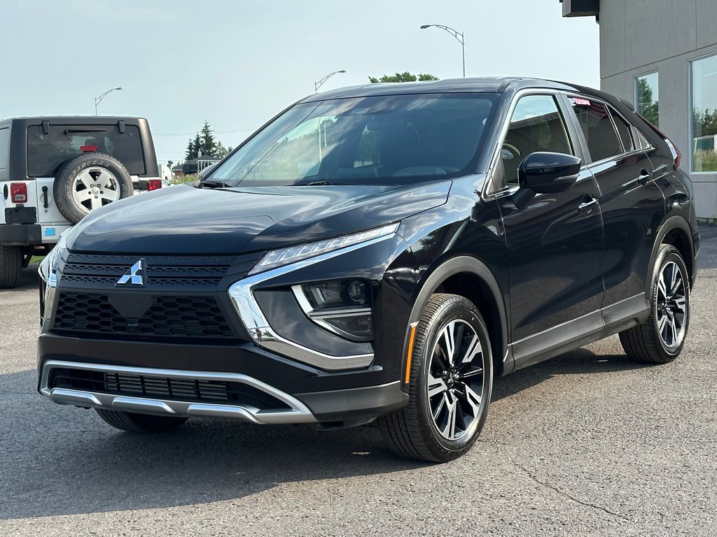 Mitsubishi ECLIPSE CROSS AWD SIEGES ET VOLANT CHAUFFANTS 2023 à St-Jean-Sur-Richelieu, Québec - 5 - w1024h768px